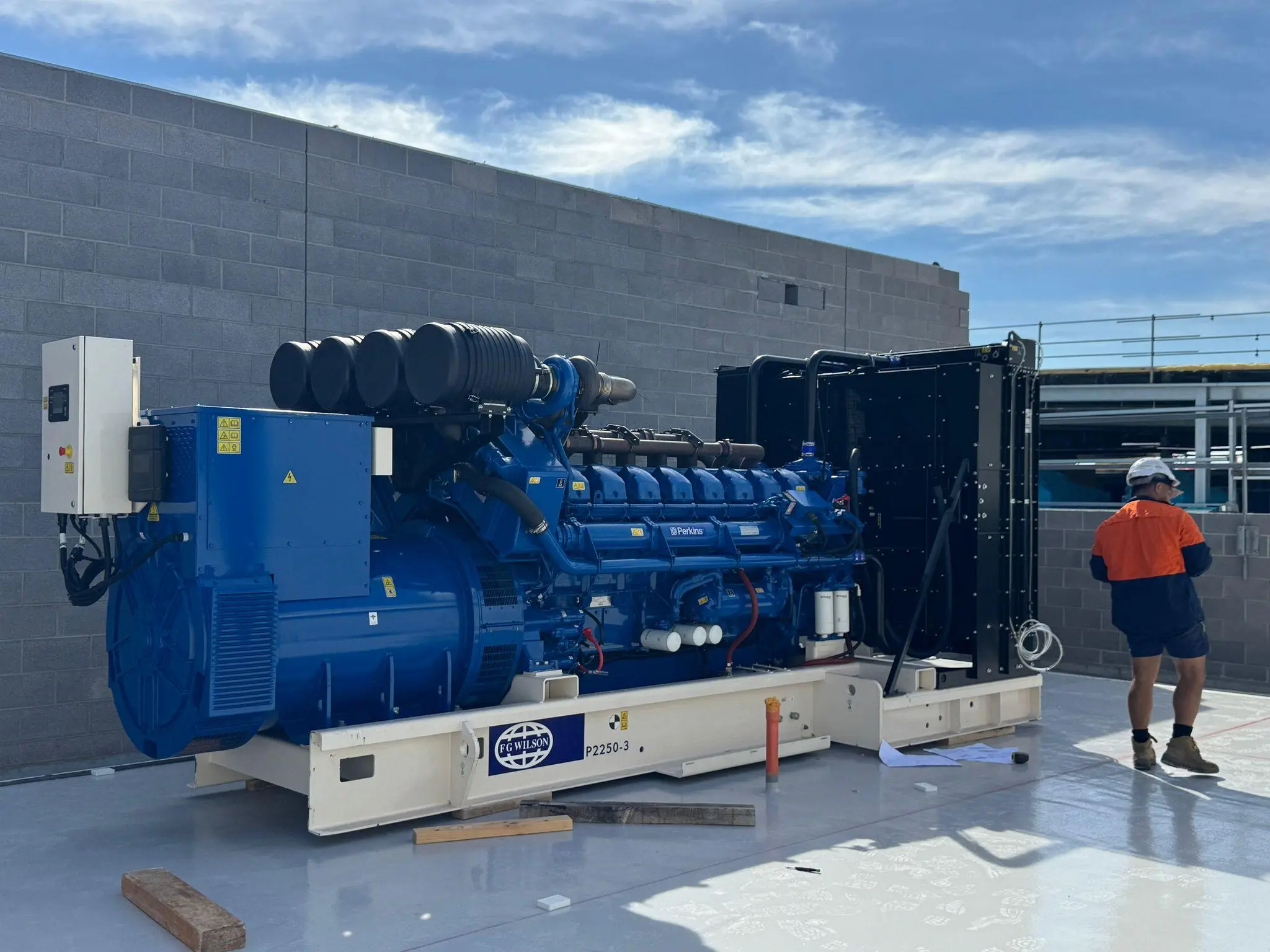 large generator set.jpg